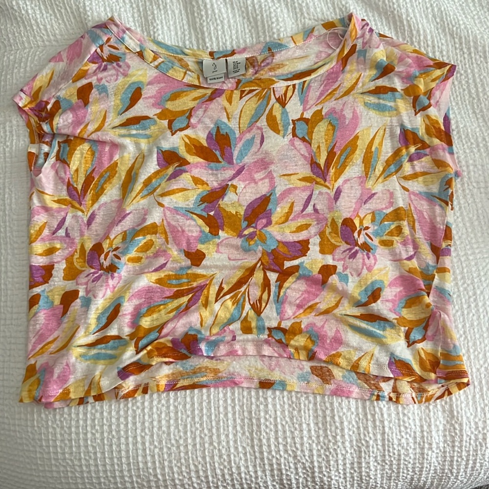 Flowy tee